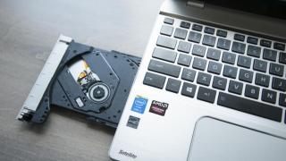 How to open a disk, floppy disk, flash drive on a laptop